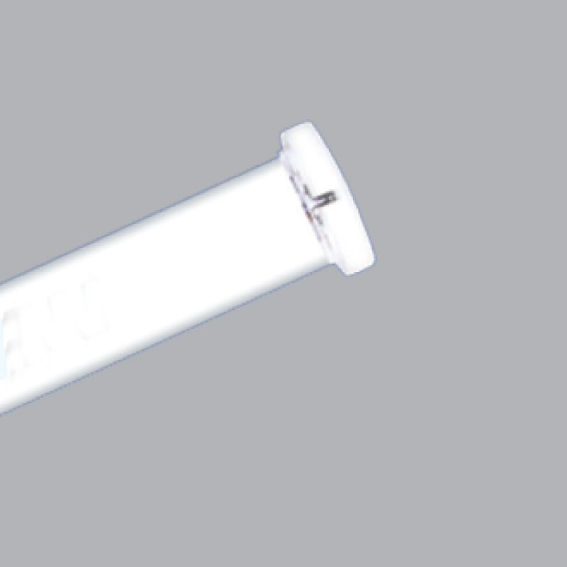 Light fixture 1 0.6m white foot bulb