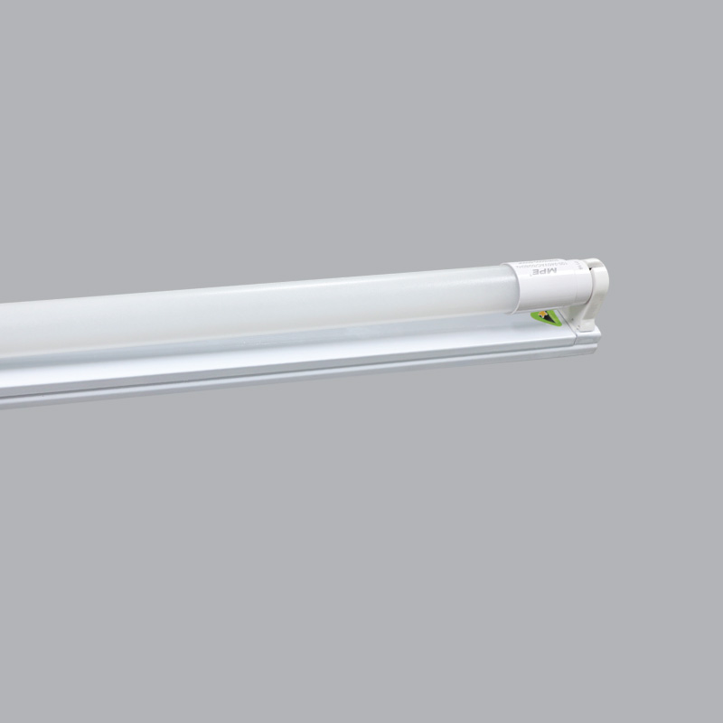 LED luminaire set T8 single bulb MPE 1m2